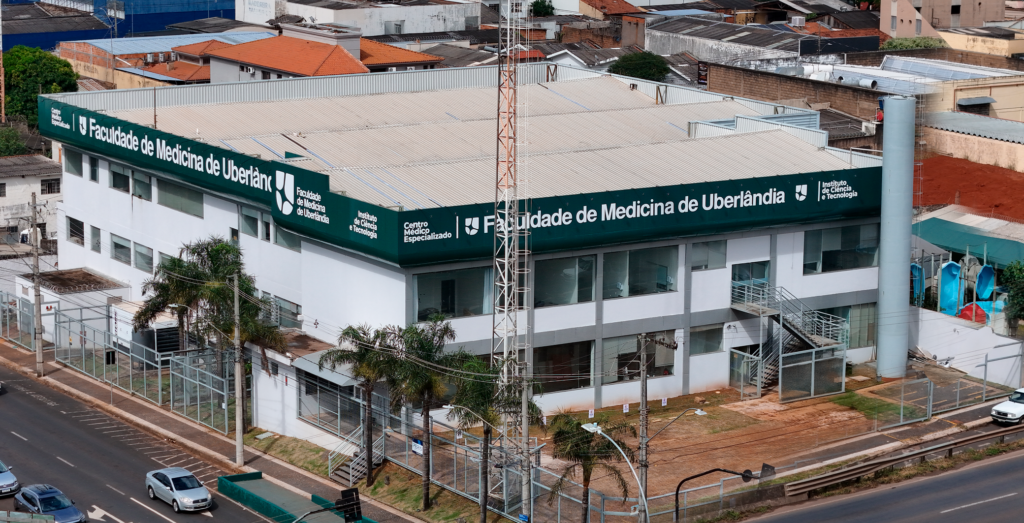 Sediada na Av. Afonso Pena, 4101 - Bairro Brasil